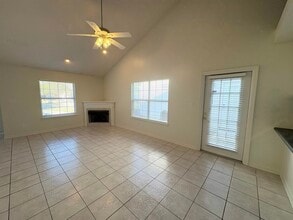 2507 Golden Park Ln in Tallahassee, FL - Building Photo - Building Photo