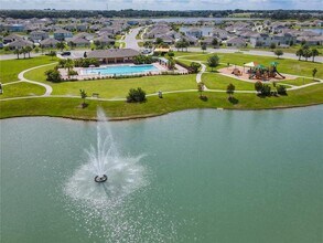 1800 Post Oak Dr in Davenport, FL - Building Photo - Building Photo