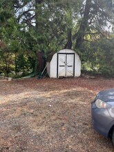 325 NW Pine St in Canyonville, OR - Building Photo - Building Photo