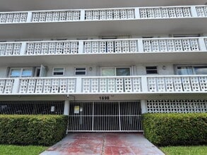 1698 Jefferson Ave in Miami Beach, FL - Foto de edificio - Building Photo