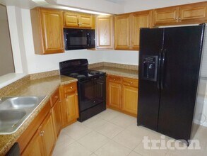 8376 Chason Rd W in Jacksonville, FL - Foto de edificio - Building Photo