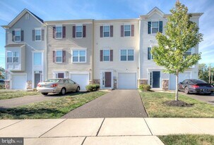 58 Iron Gate Rd in Gloucester Township, NJ - Building Photo