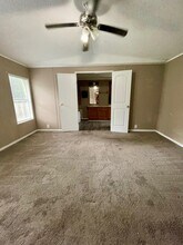 24610 Clennie Needham Rd in Porter, TX - Building Photo - Building Photo