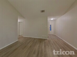 521 Clover Dr in Saginaw, TX - Building Photo - Building Photo