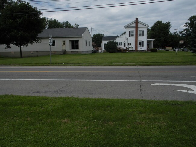 8961 N Main St in Windham, OH - Building Photo - Building Photo