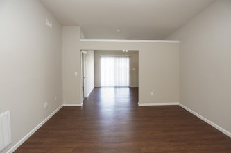 Redwood Noblesville Webster Drive in Noblesville, IN - Foto de edificio - Interior Photo