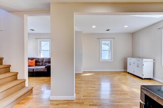 24 Bond St, Unit 1 in Wallington, NJ - Building Photo - Building Photo