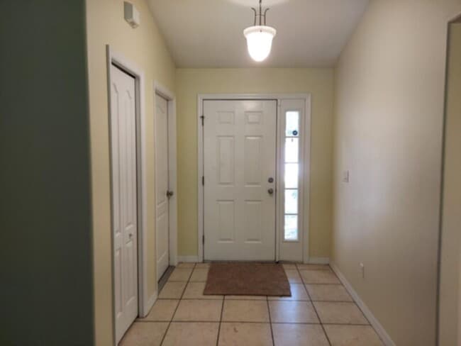 3 Prosperity Ln in Palm Coast, FL - Building Photo - Building Photo