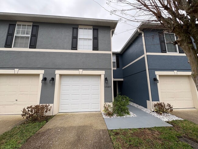 property at 13168 Lexington Summit St