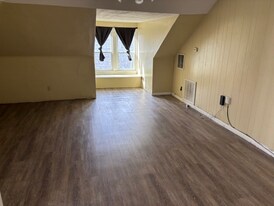 609 N 6th St, Unit 3A in Vincennes, IN - Building Photo