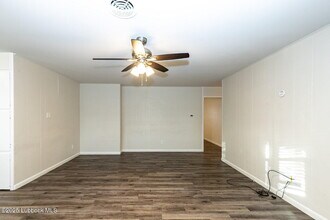 3805 48th St in Lubbock, TX - Foto de edificio - Building Photo