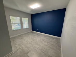 10066 Yellow Jasmine Dr in Orlando, FL - Building Photo - Building Photo