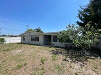 4717 Phoenix Ave photo'