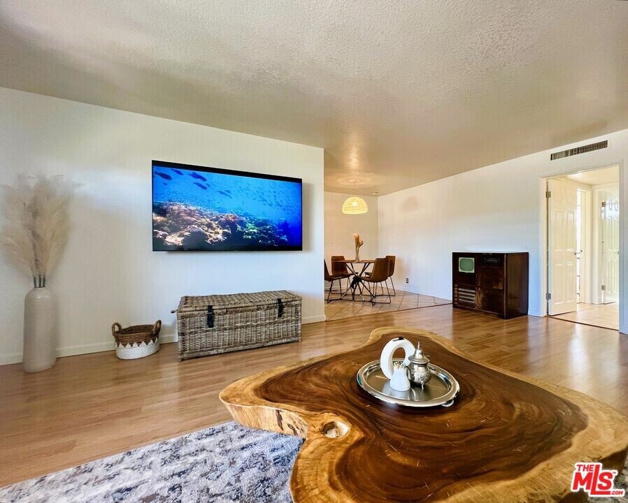 1217 20th St in Santa Monica, CA - Building Photo