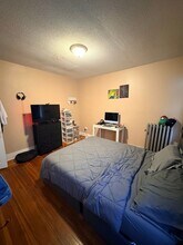 38 Greenacre Square in Springfield, MA - Building Photo - Building Photo