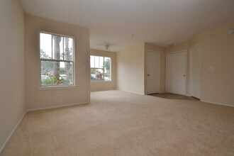 4105 Tropical Isle Blvd in Kissimmee, FL - Building Photo - Building Photo