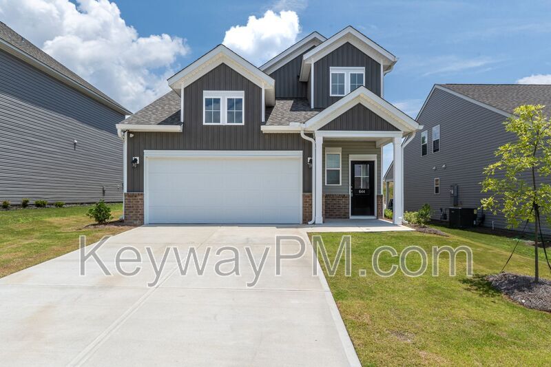 644 Manitou Cir in Aiken, SC - Building Photo
