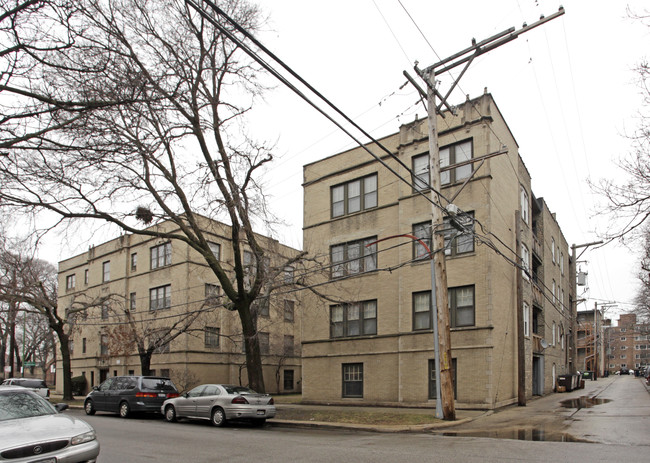 1923 W Granville Ave in Chicago, IL - Foto de edificio - Building Photo