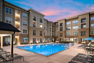Abberly Solaire Apartment Homes in Garner, NC - Building Photo