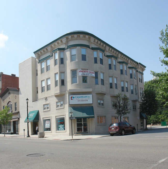 Berwick House Apartments in Tamaqua, PA - Foto de edificio - Building Photo