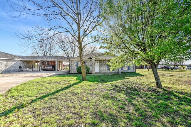 2620 Ford Rd in Howe, TX - Building Photo - Building Photo