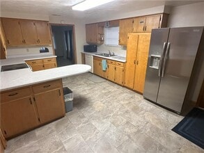 728 N Pike Rd in Cabot, PA - Building Photo - Building Photo