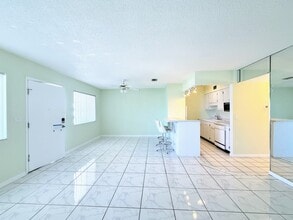 1235 S Highland Ave in Clearwater, FL - Building Photo - Building Photo