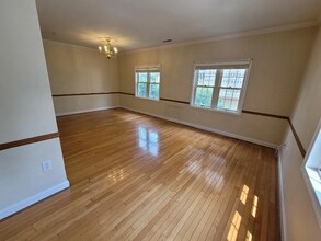 1505 Key Blvd, Unit APT A in Arlington, VA - Building Photo - Building Photo