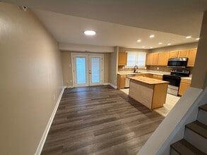 10813 Daisy Ct in Manassas, VA - Building Photo - Building Photo