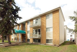 Grace Manor in Edmonton, AB - Building Photo