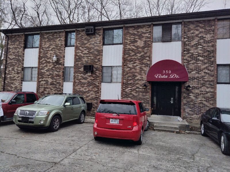 350 Vista Dr-Unit -9 in Hamilton, OH - Building Photo