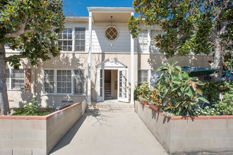 5627 Denny Ave in North Hollywood, CA - Building Photo - Primary Photo