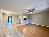 86 Waltham D in West Palm Beach, FL - Building Photo - Building Photo