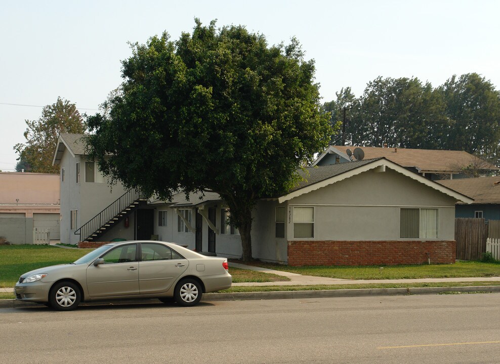 14282 Locust St in Westminster, CA - Building Photo