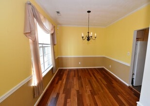 505 Lynnfield Rd in Chesapeake, VA - Building Photo - Building Photo