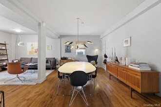 4 Lower Trinity Pass Rd in Pound Ridge, NY - Building Photo - Building Photo