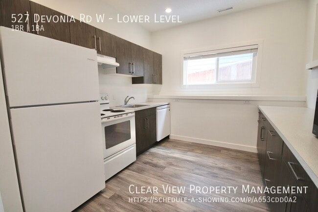 property at 527 Devonia Rd W