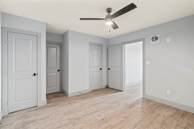 property at 305 Roberts St