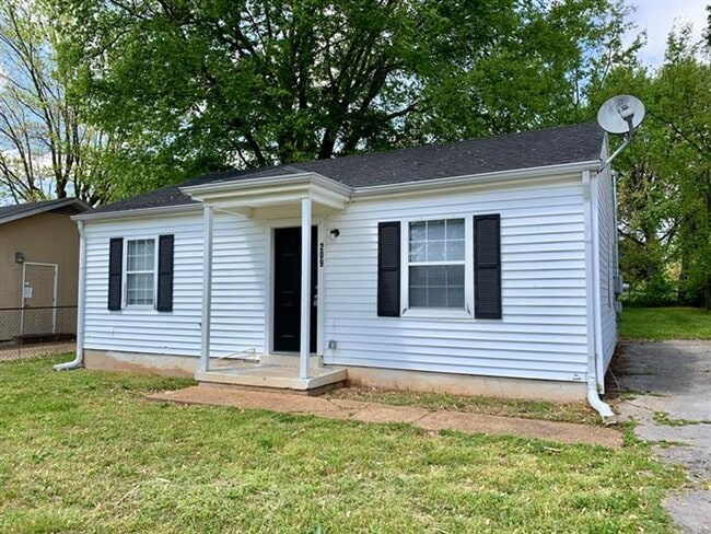 209 Burch Rd in Clarksville, TN - Building Photo - Building Photo