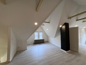 3372 N Downer Ave in Milwaukee, WI - Building Photo - Building Photo