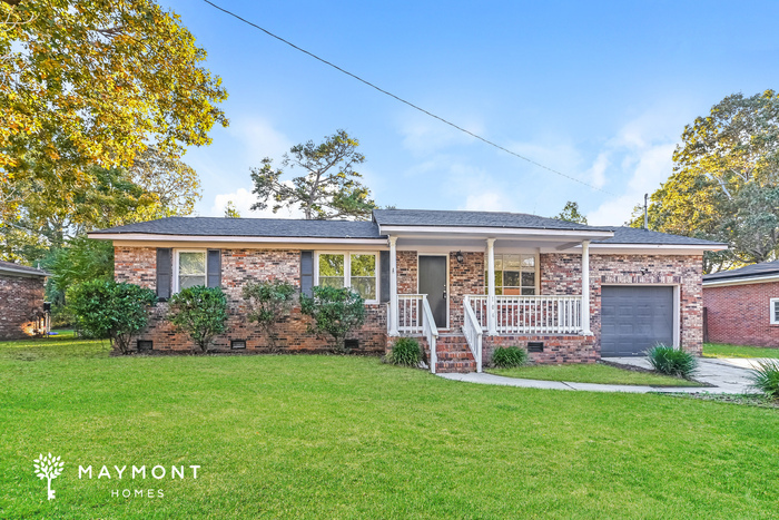 106 Adams Ave in Ladson, SC - Foto de edificio