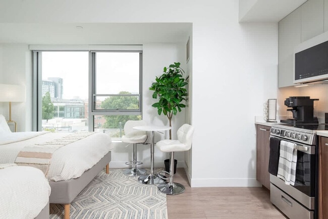 property at 425 Massachusetts Ave