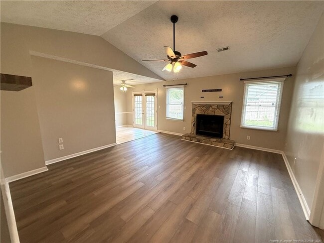 2201 Twinflower Ct in Fayetteville, NC - Building Photo - Building Photo