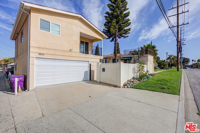 355 Panama Ave in Long Beach, CA - Building Photo - Building Photo