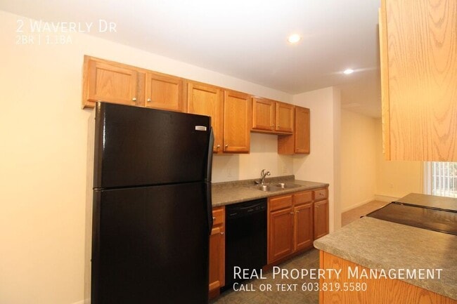 2 Waverly Dr in Dover, NH - Building Photo - Building Photo