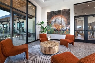 Solstice Marana in Tucson, AZ - Foto de edificio - Building Photo
