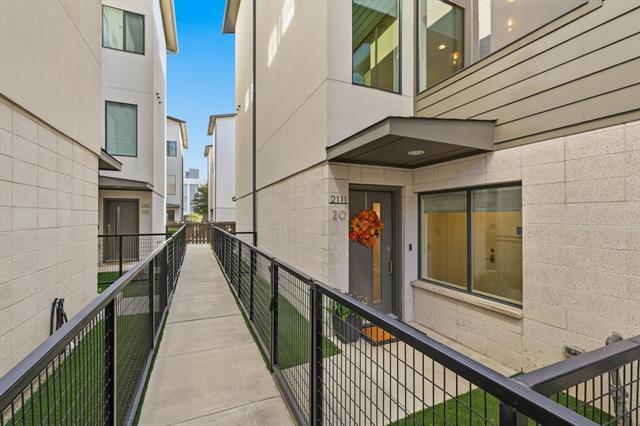 2111 Bennett Ave in Dallas, TX - Building Photo - Building Photo