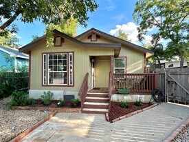 2103 E 16th St in Austin, TX - Building Photo