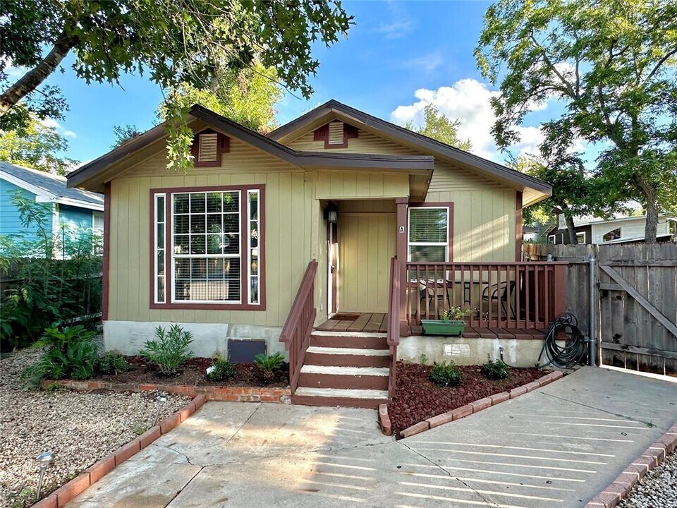 2103 E 16th St in Austin, TX - Building Photo