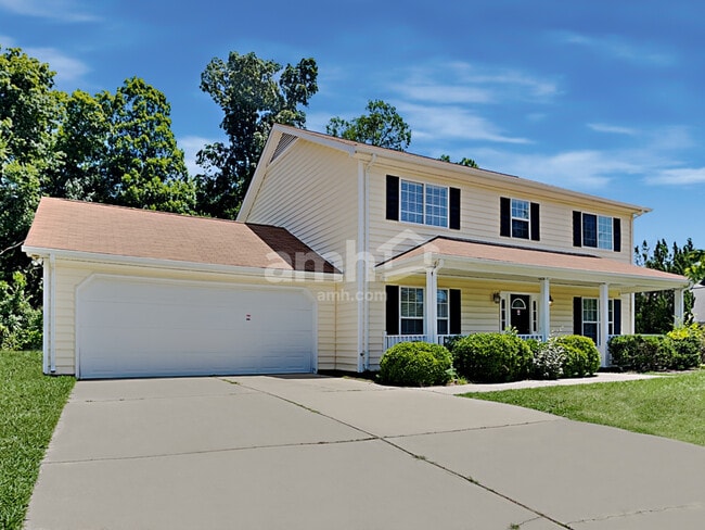 property at 5806 Manor Ridge Trl